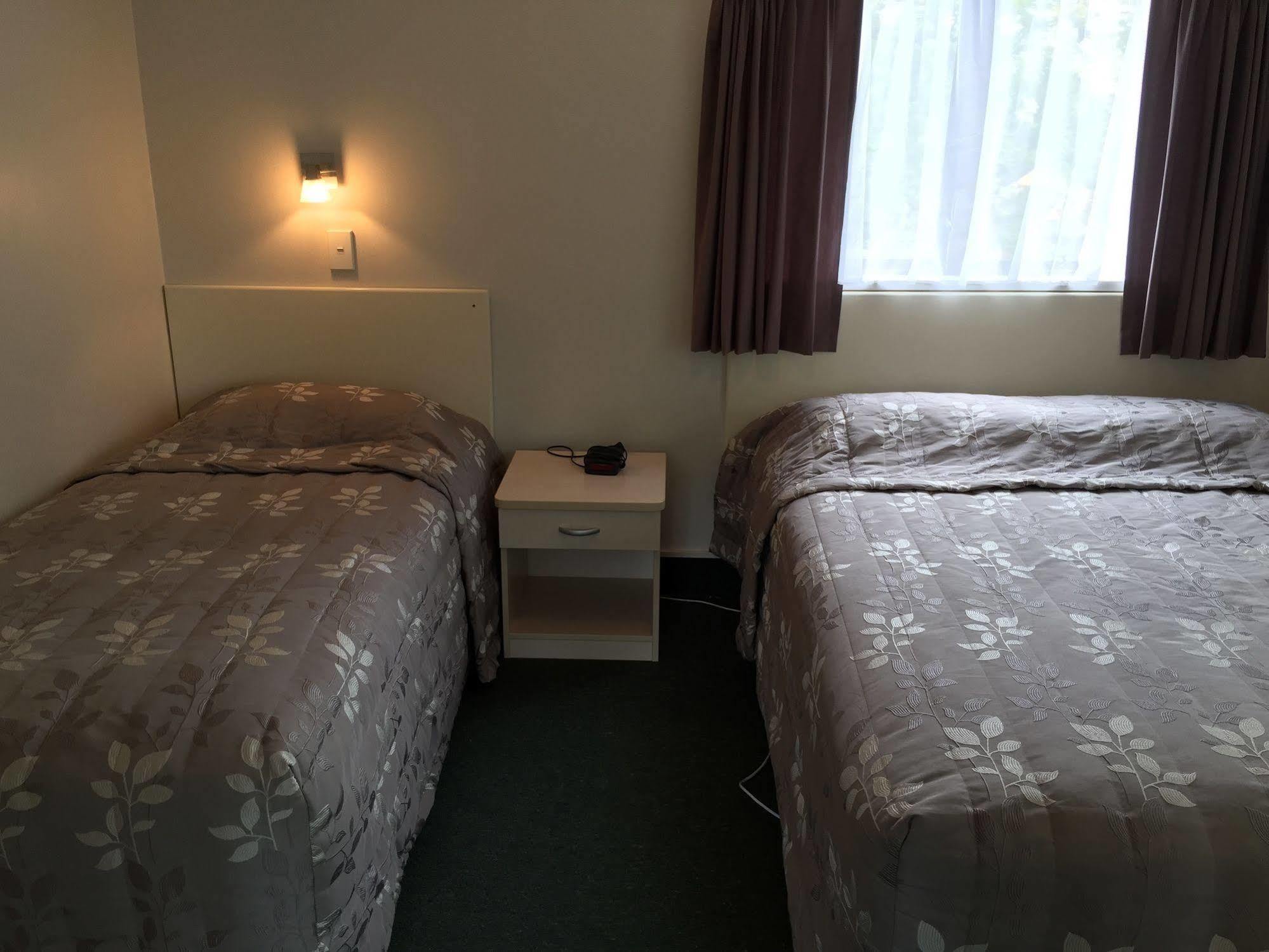Ashleigh Court 4*