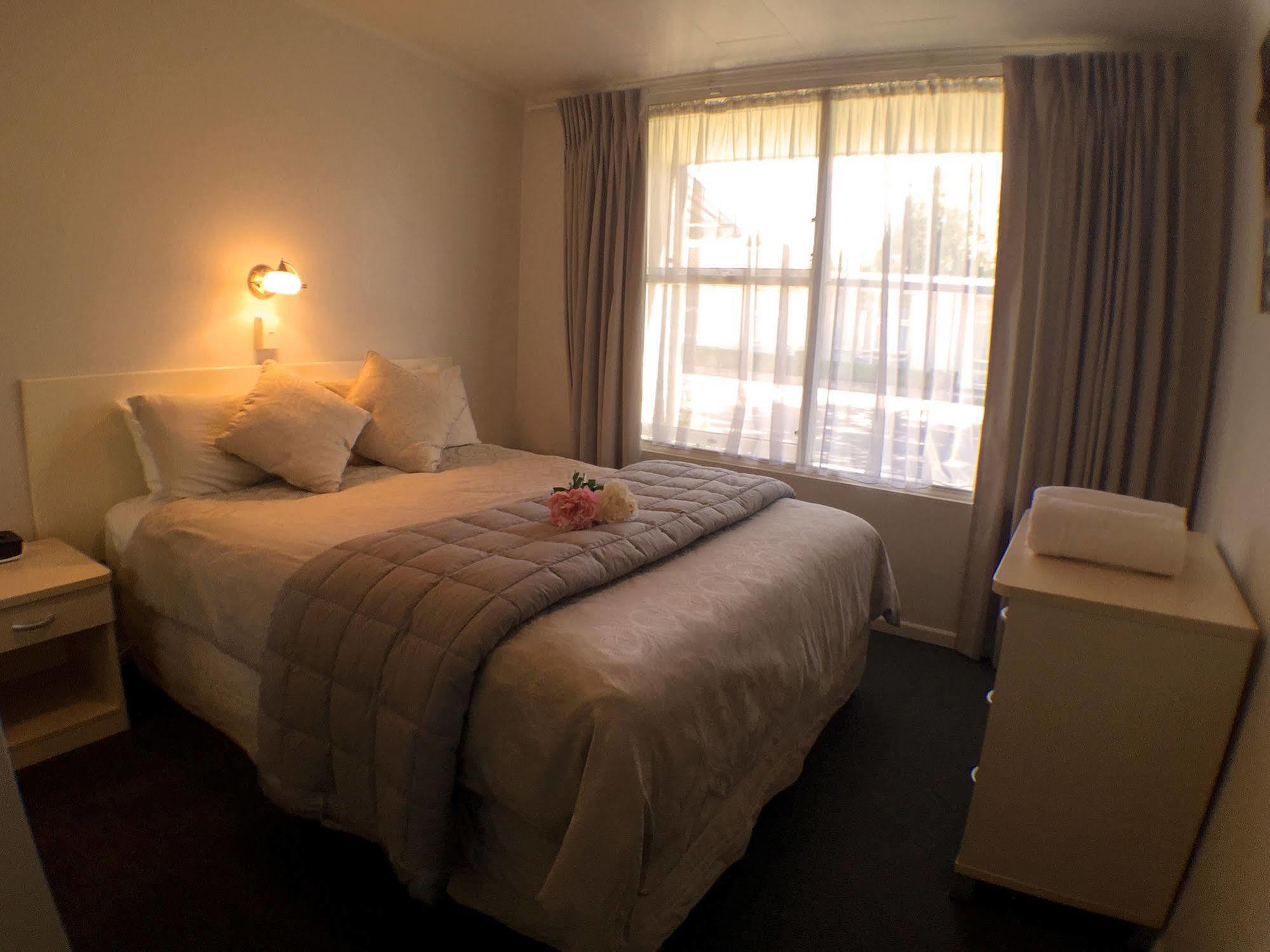 Ashleigh Court 4*